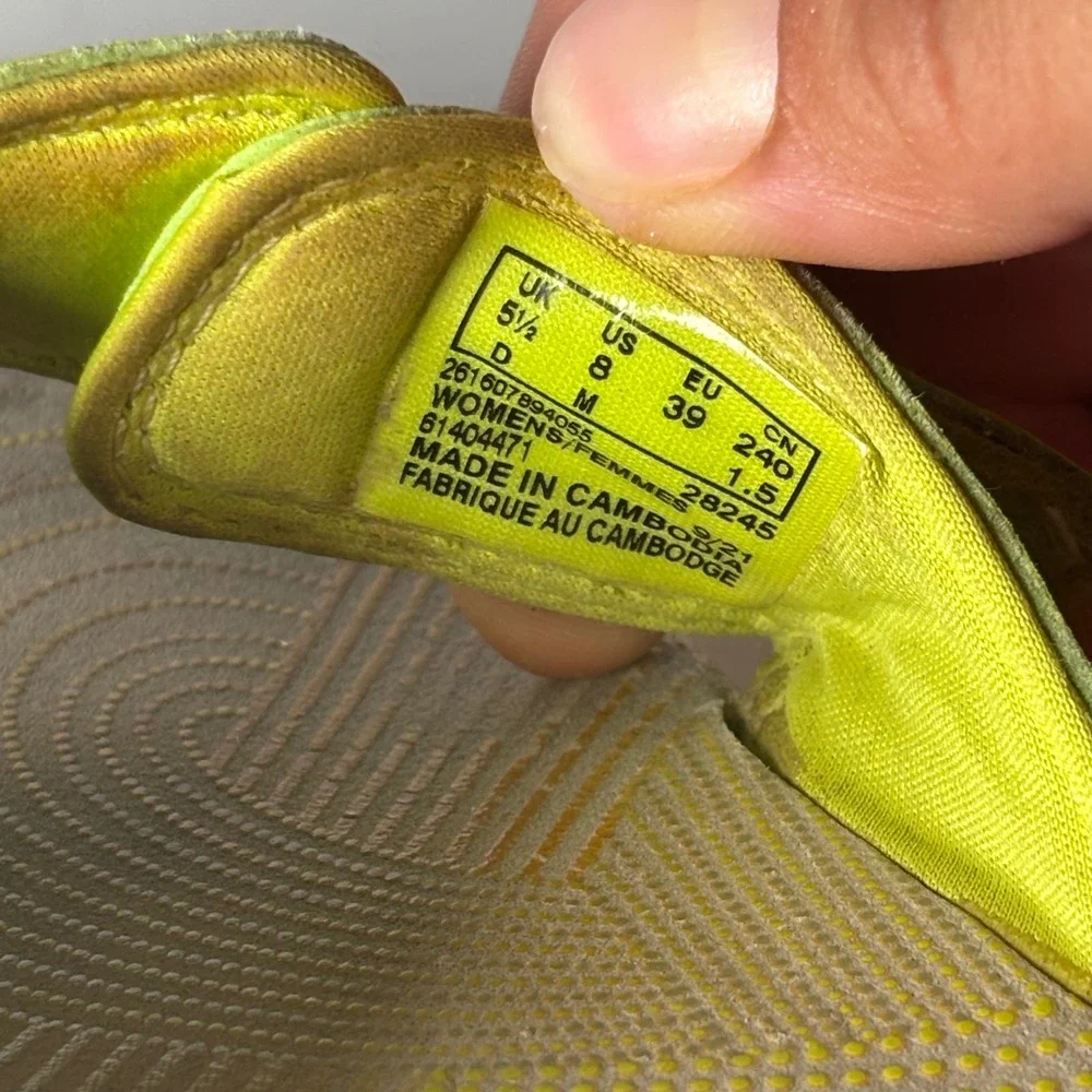 Clarks Cloudsteppers Arla Glitz Sandals 8 Lime Green Adjustable Flip Flops